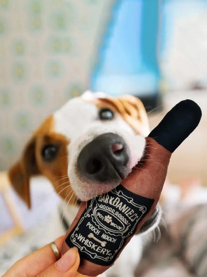 Dog's Jack Daniels Whiskey Chewing Toy - MeeowShop