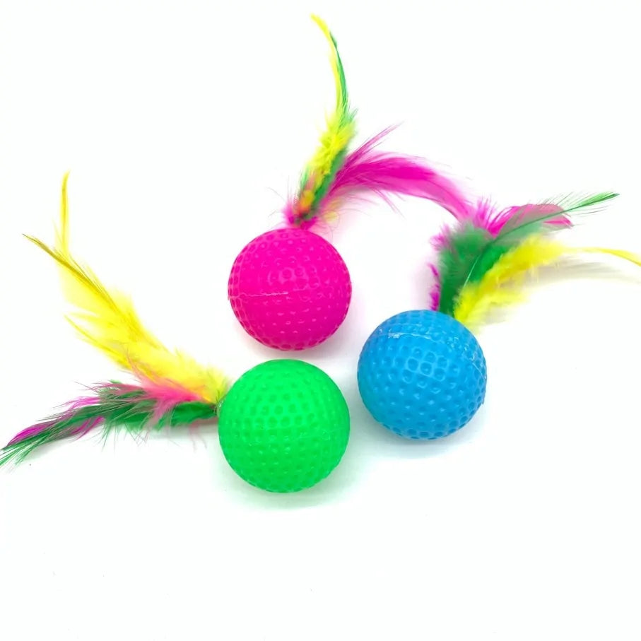 Cat's Plastic Golf Ball with Feather Toy - MeeowShop