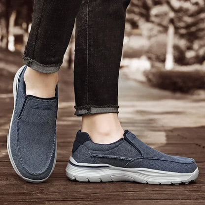 New Men Canvas Shoes Fashion Men's Casual Shoes Light Non-slip Loafer Washed Denim Flat shoes Outdoor Sneakers Vulcanized Shoes